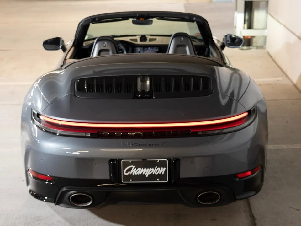 2025 Porsche 992 Carrera T - Image 10 of 26