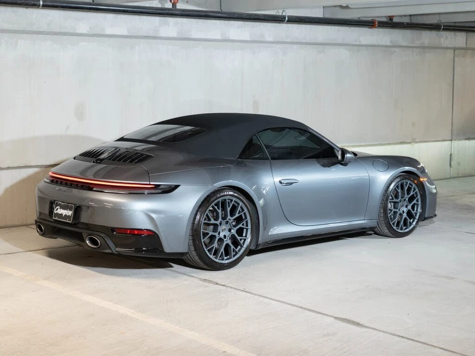2025 Porsche 992 Carrera T - Image 9 of 26