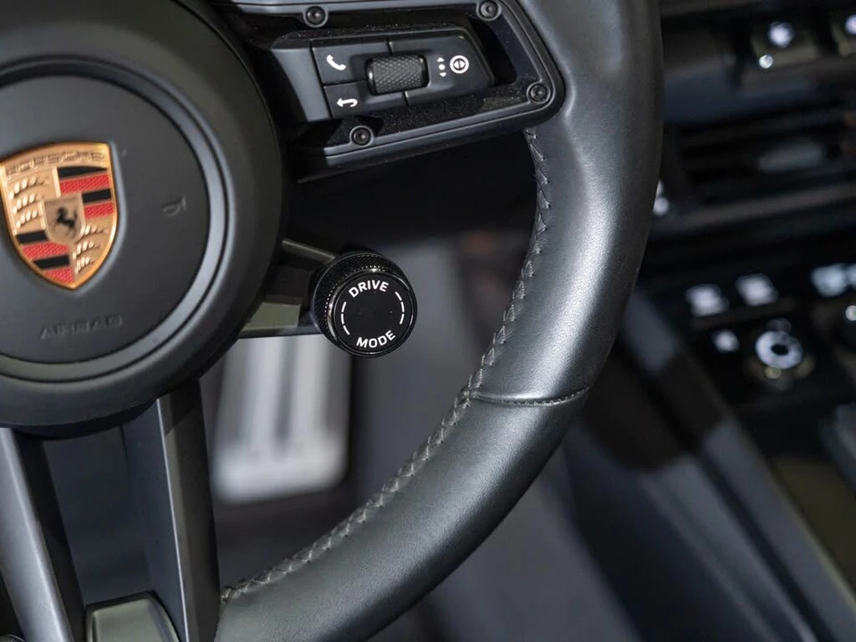 2025 Porsche 992 Carrera T - Image 22 of 26