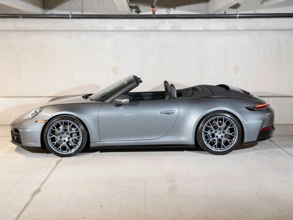 2025 Porsche 992 Carrera T - Image 2 of 5