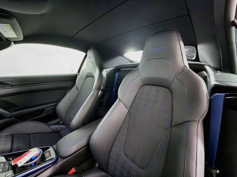 2025 Porsche 992 Carrera T - Image 5 of 5