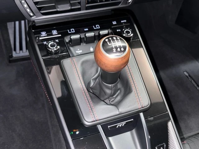 2025 Porsche 992 Carrera T - Image 14 of 21