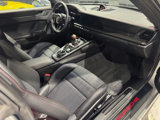 2025 Porsche 992 Carrera T - Image 9 of 21