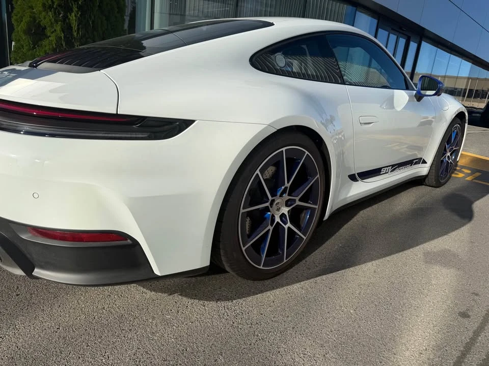 2025 Porsche 992 Carrera T - Image 2 of 14