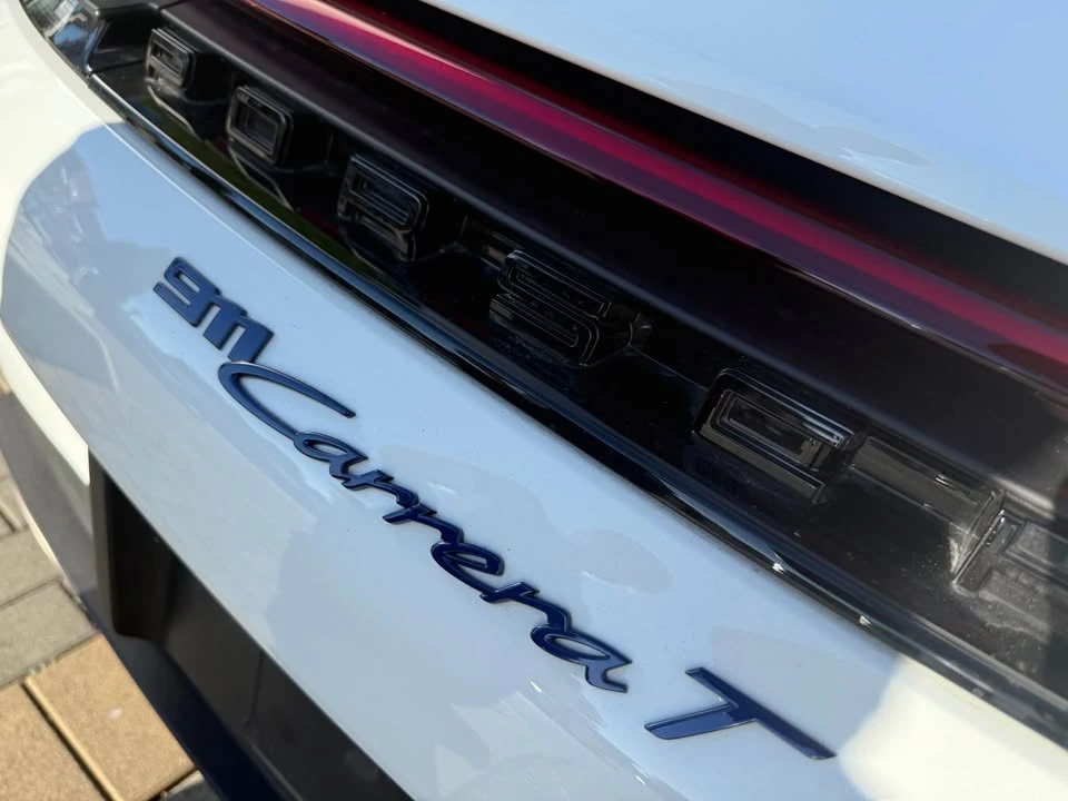 2025 Porsche 992 Carrera T - Image 4 of 14