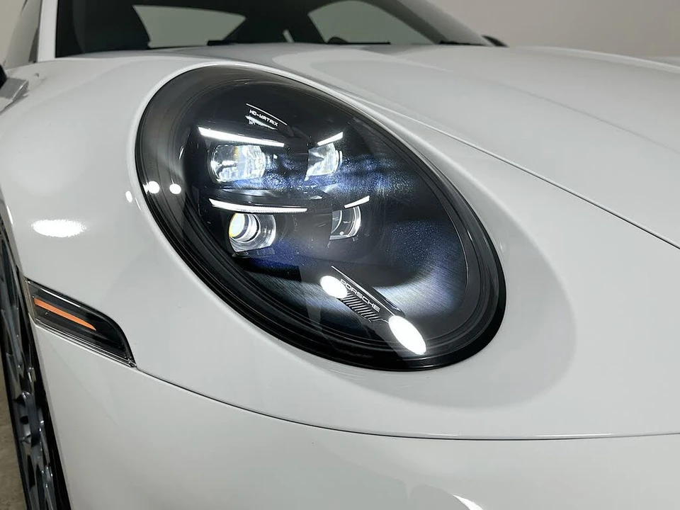 2025 Porsche 992 Carrera T - Image 9 of 31