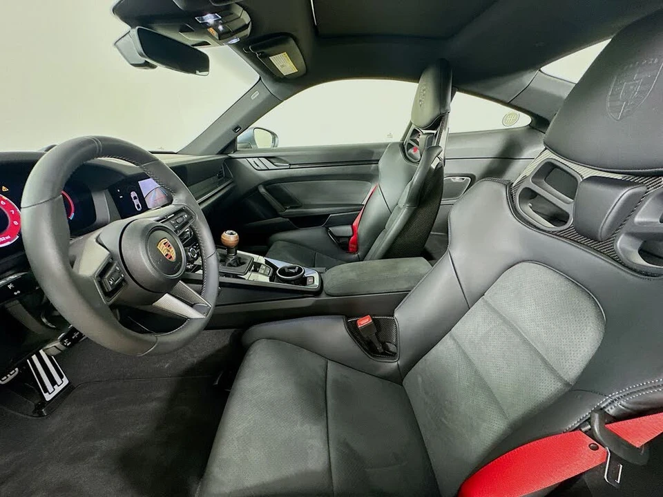 2025 Porsche 992 Carrera T - Image 31 of 31