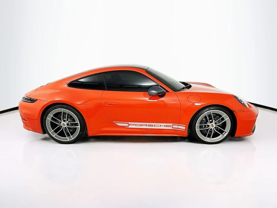 2025 Porsche 992 Carrera T - Image 5 of 18
