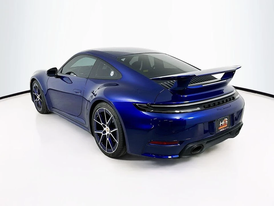 2025 Porsche 992 Carrera T - Image 8 of 18