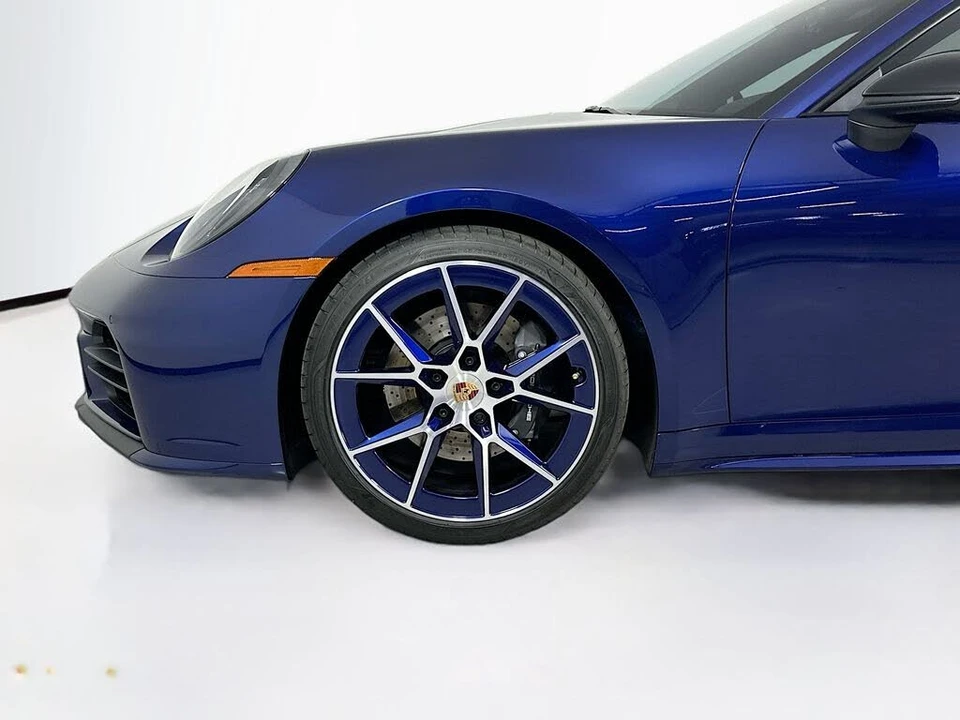 2025 Porsche 992 Carrera T - Image 17 of 18