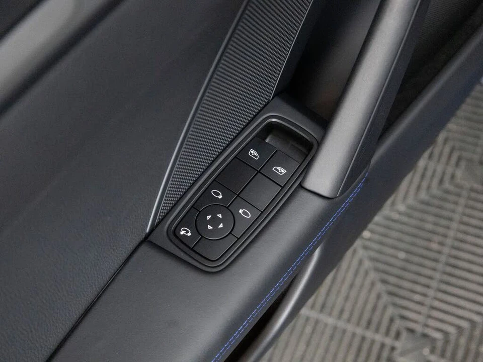 2025 Porsche 992 Carrera T - Image 30 of 31