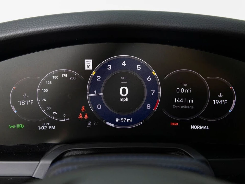 2025 Porsche 992 Carrera T - Image 23 of 31