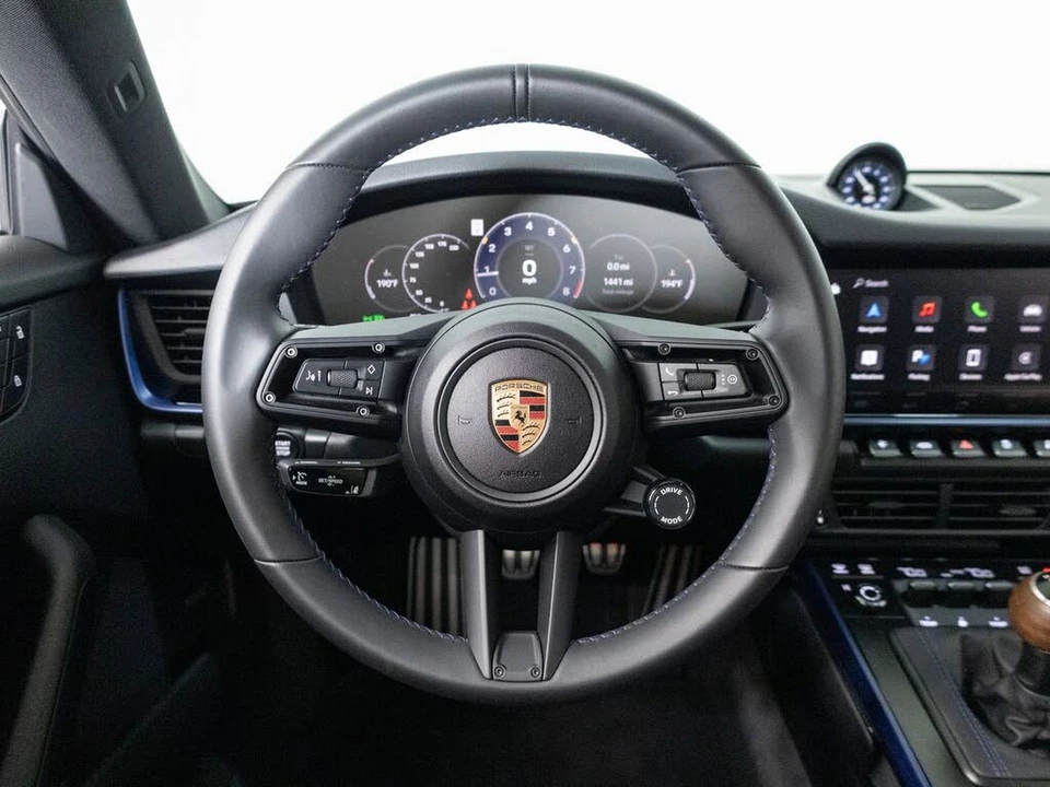 2025 Porsche 992 Carrera T - Image 22 of 31