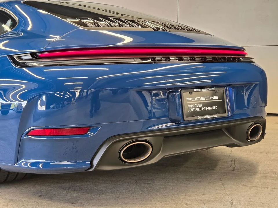 2025 Porsche 992 Carrera T - Image 8 of 30
