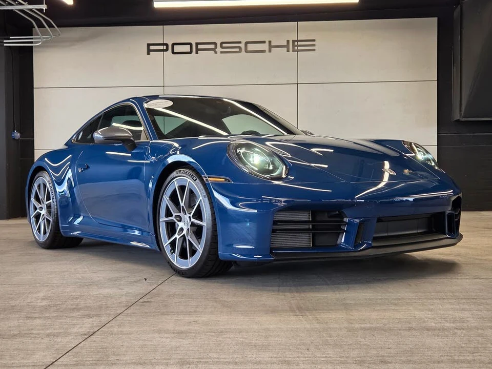 2025 Porsche 992 Carrera T - Image 30 of 30