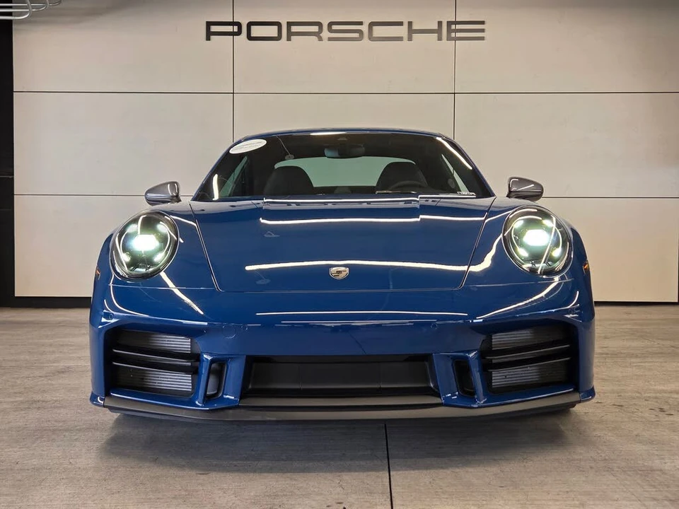 2025 Porsche 992 Carrera T - Image 28 of 30
