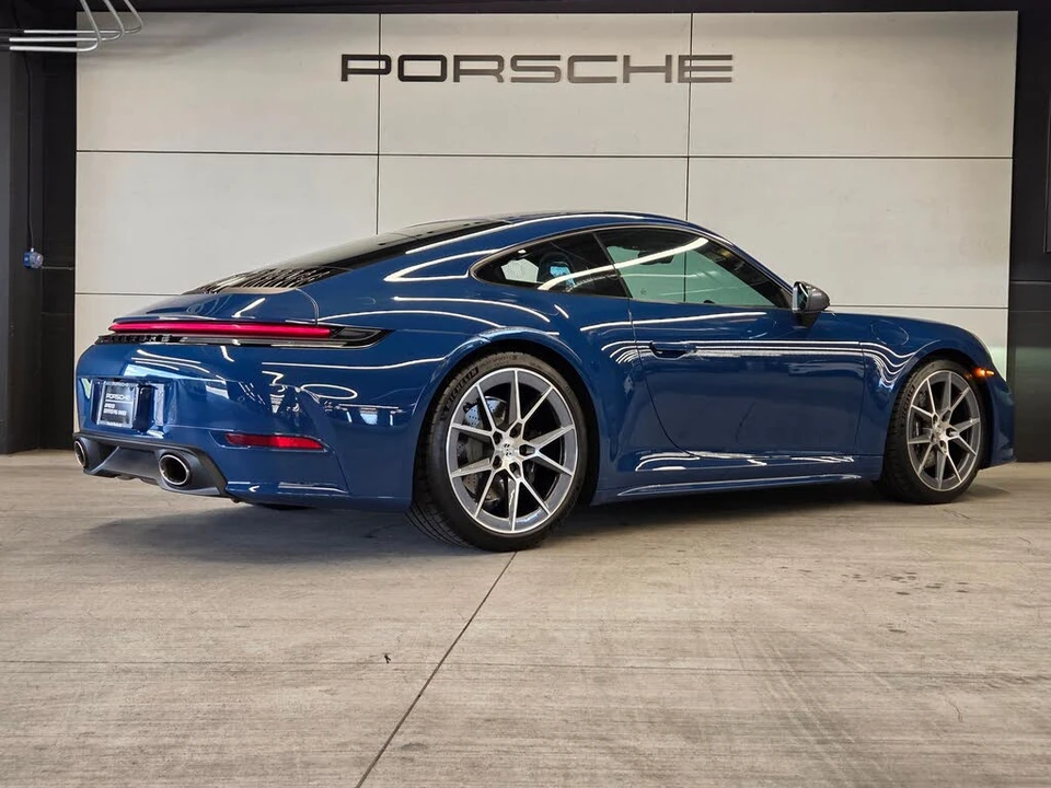 2025 Porsche 992 Carrera T - Image 6 of 30