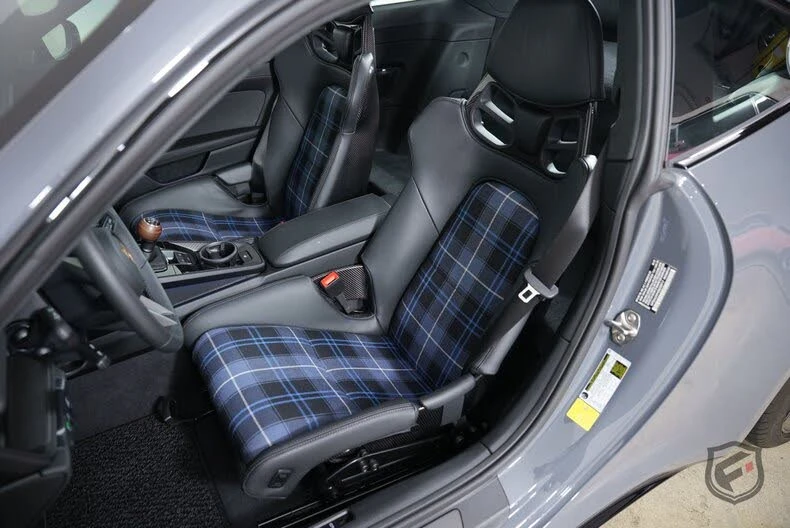 2025 Porsche 992 Carrera T - Image 25 of 31