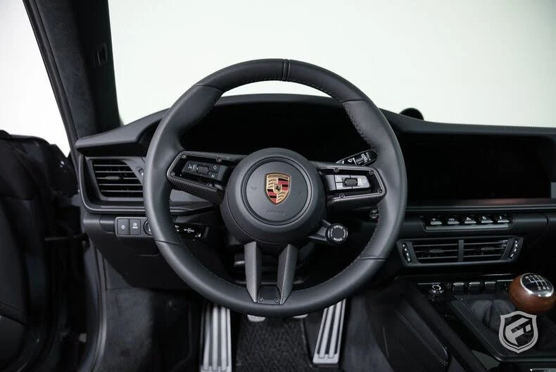 2025 Porsche 992 Carrera T - Image 18 of 31