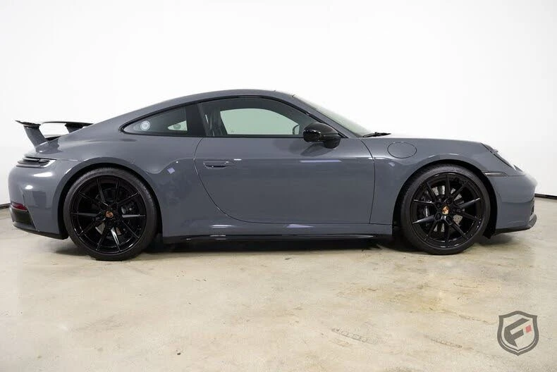 2025 Porsche 992 Carrera T - Image 10 of 31