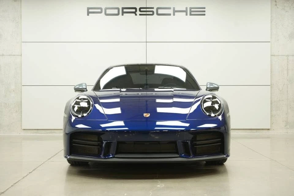 2025 Porsche 992 Carrera T - Image 11 of 31