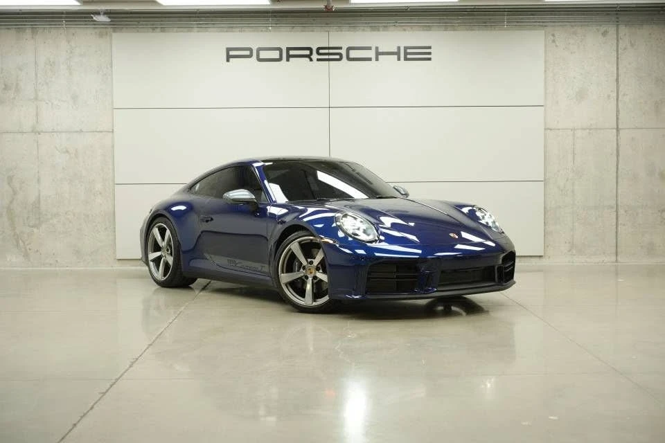 2025 Porsche 992 Carrera T - Image 9 of 31