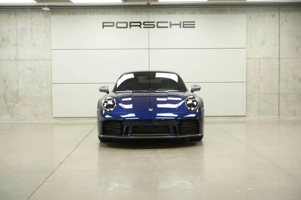 2025 Porsche 992 Carrera T - Image 10 of 31