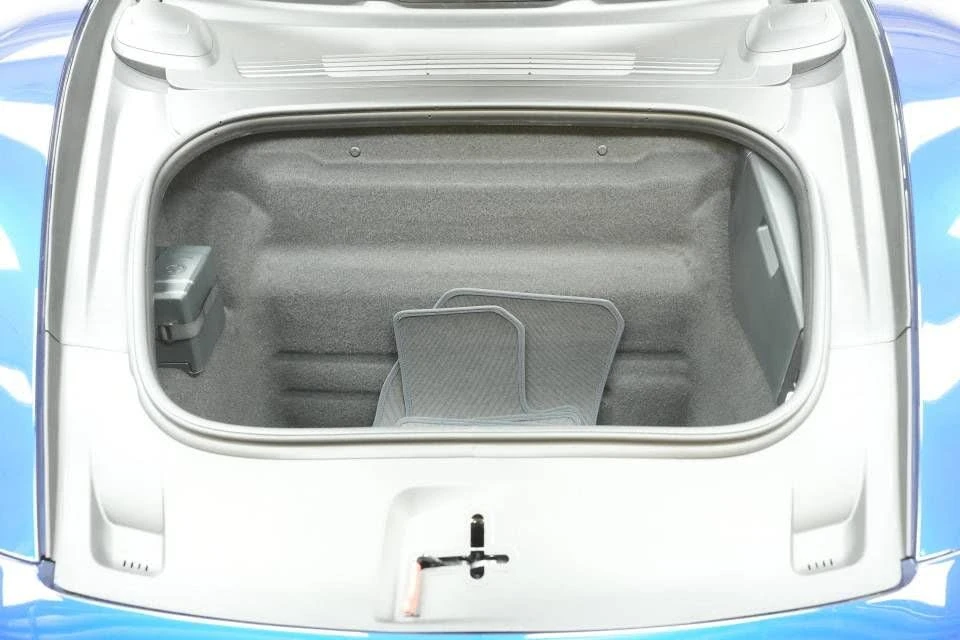 2025 Porsche 992 Carrera T - Image 29 of 31