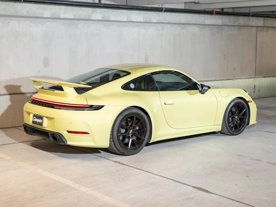 2025 Porsche 992 Carrera T - Image 9 of 28
