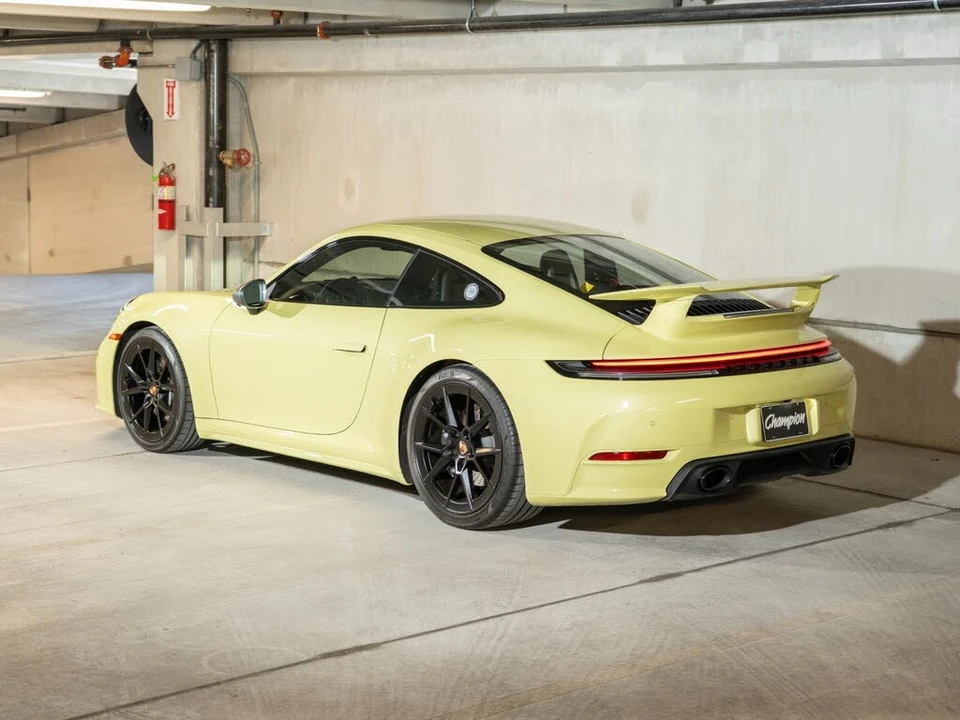 2025 Porsche 992 Carrera T - Image 3 of 28