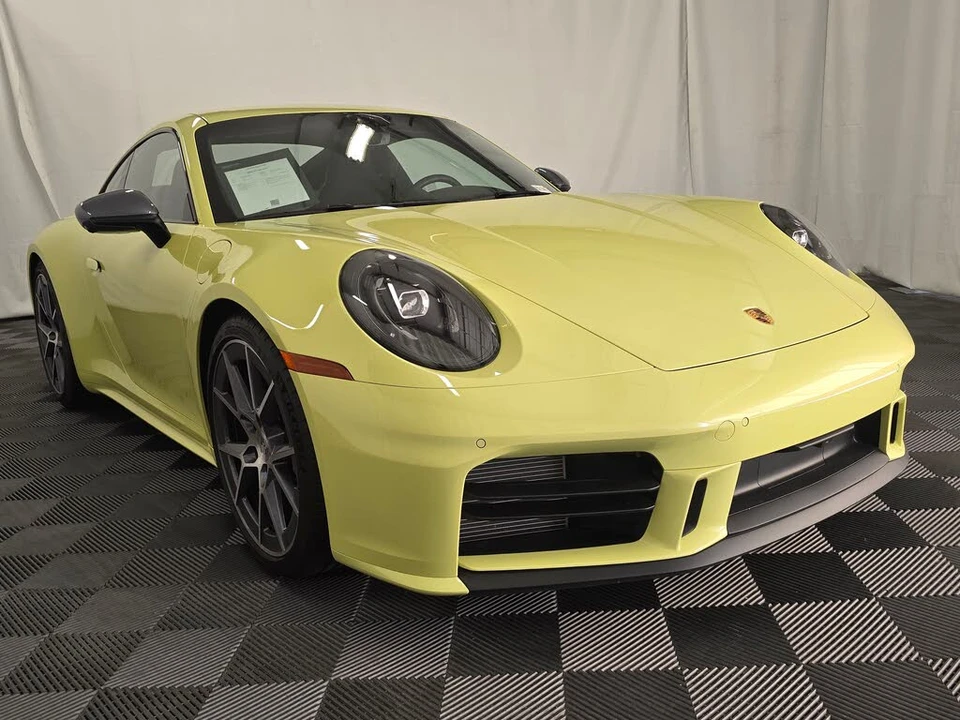 2025 Porsche 992 Carrera T - Image 9 of 31