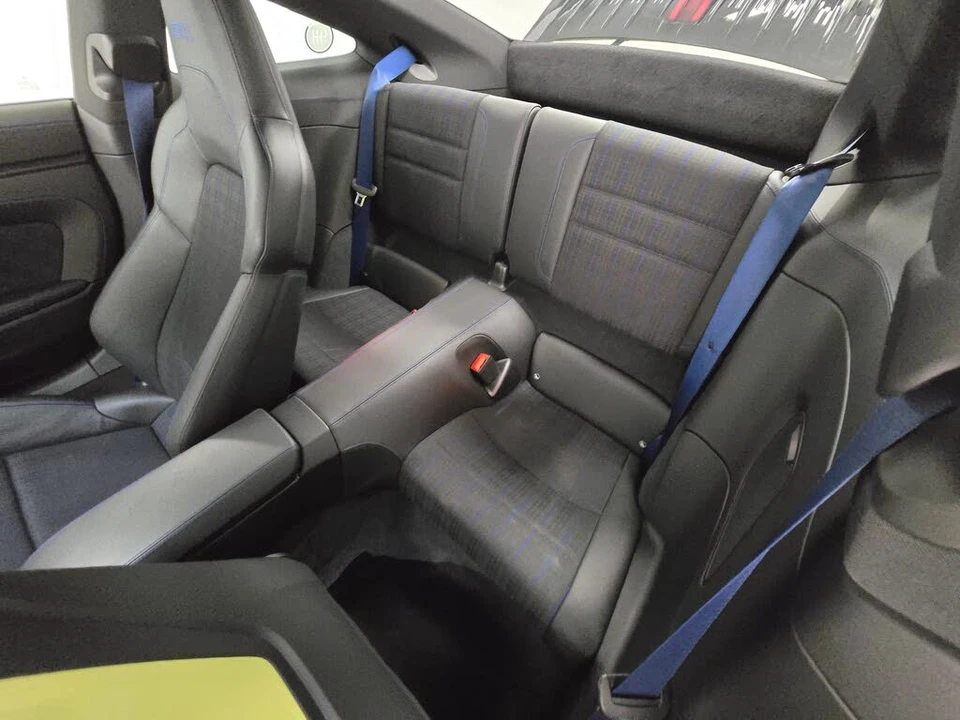 2025 Porsche 992 Carrera T - Image 18 of 31