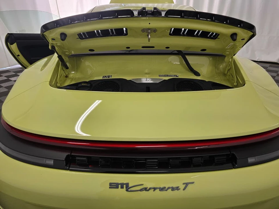 2025 Porsche 992 Carrera T - Image 12 of 31
