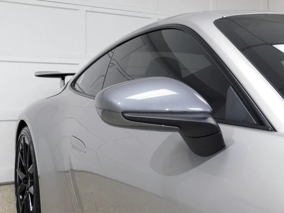 2025 Porsche 992 Carrera T - Image 23 of 31