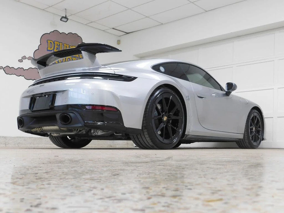 2025 Porsche 992 Carrera T - Image 19 of 31