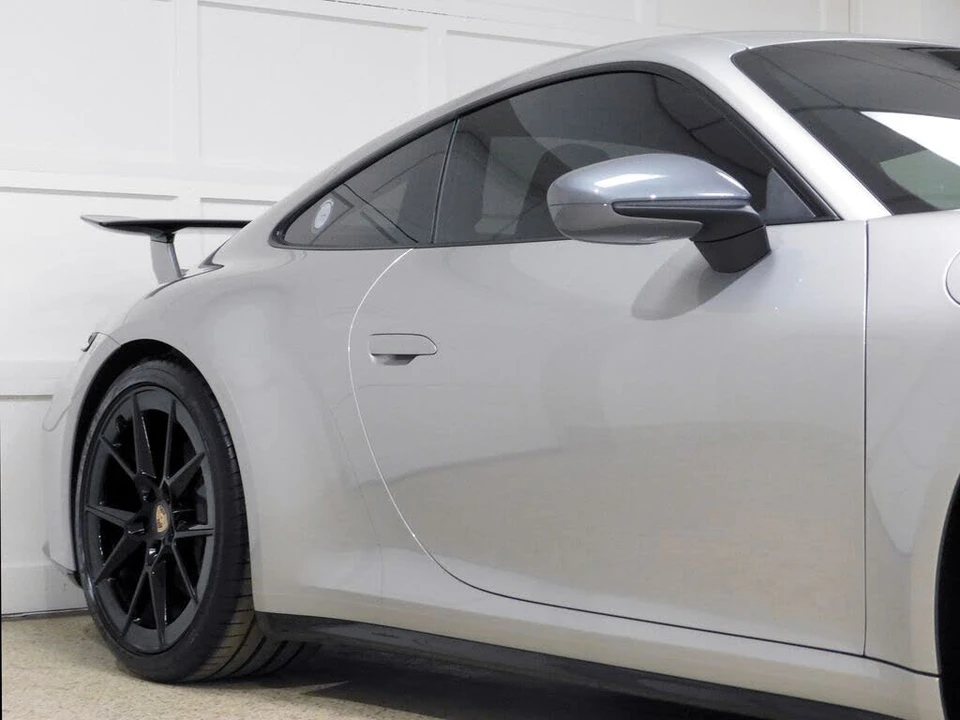 2025 Porsche 992 Carrera T - Image 24 of 31