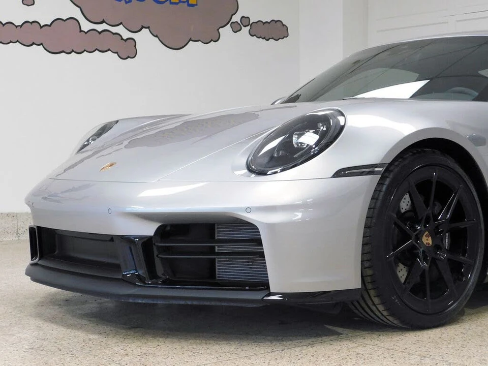 2025 Porsche 992 Carrera T - Image 31 of 31