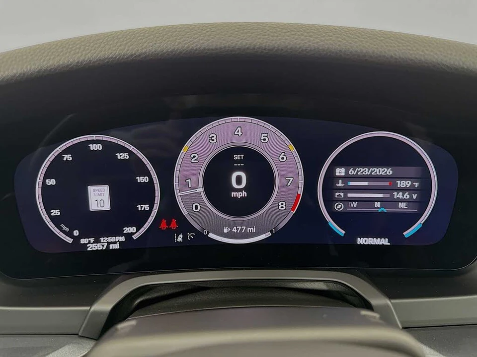 2025 Porsche 992 Carrera T - Image 16 of 31