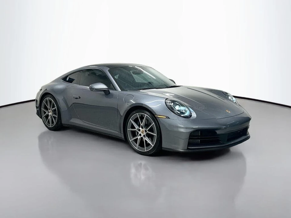 2025 Porsche 992 Carrera T - Image 7 of 31