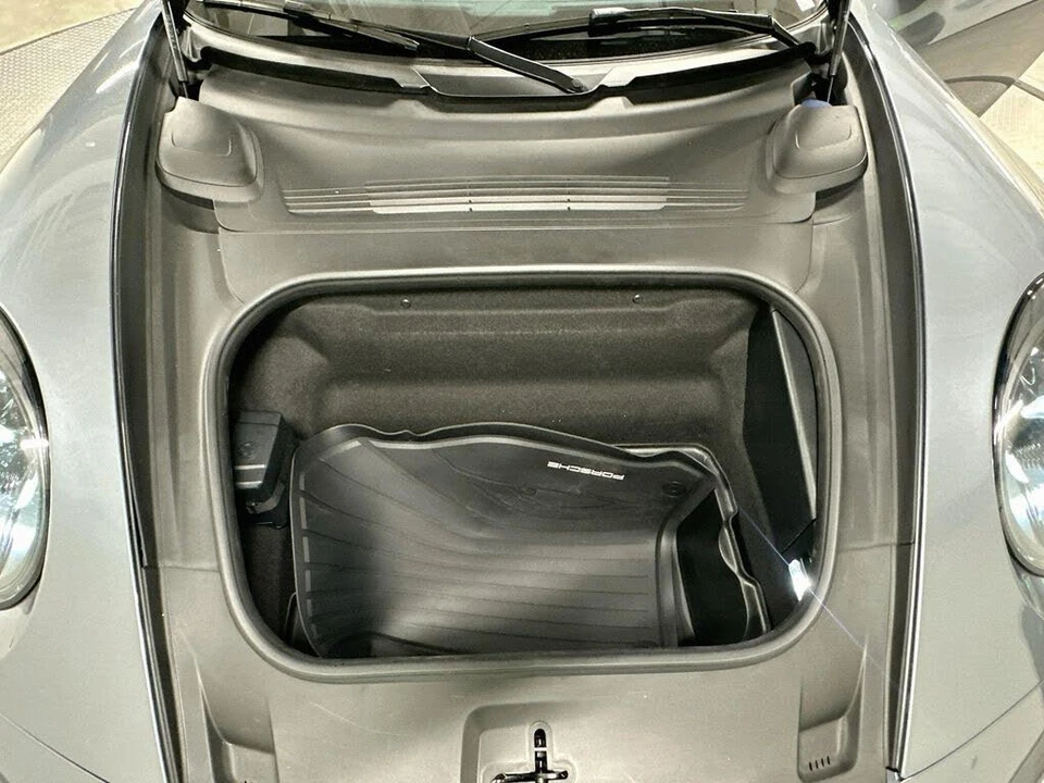 2025 Porsche 992 Carrera T - Image 26 of 31