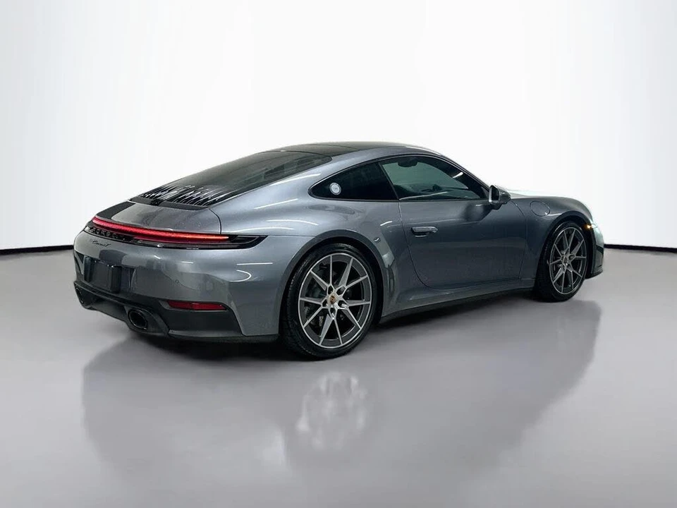 2025 Porsche 992 Carrera T - Image 9 of 31