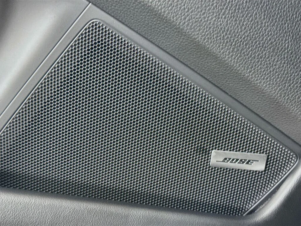 2025 Porsche 992 Carrera T - Image 12 of 29