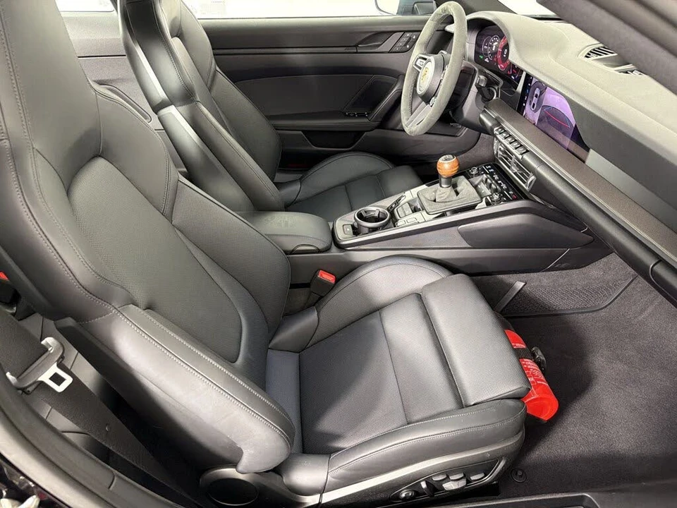 2025 Porsche 992 Carrera T - Image 25 of 30