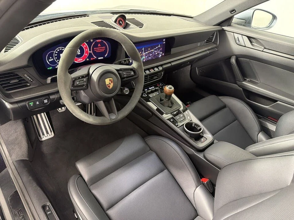 2025 Porsche 992 Carrera T - Image 4 of 30