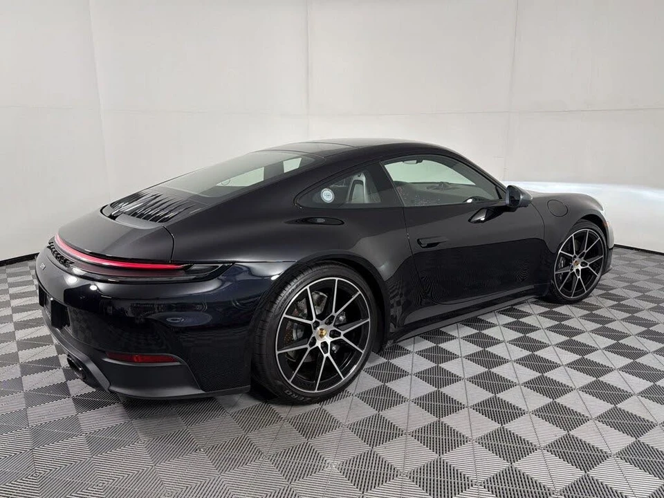 2025 Porsche 992 Carrera T - Image 9 of 30