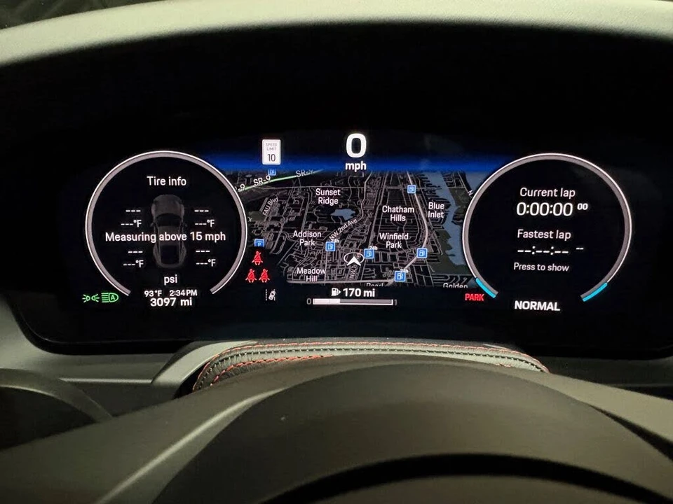 2025 Porsche 992 Carrera T - Image 13 of 21