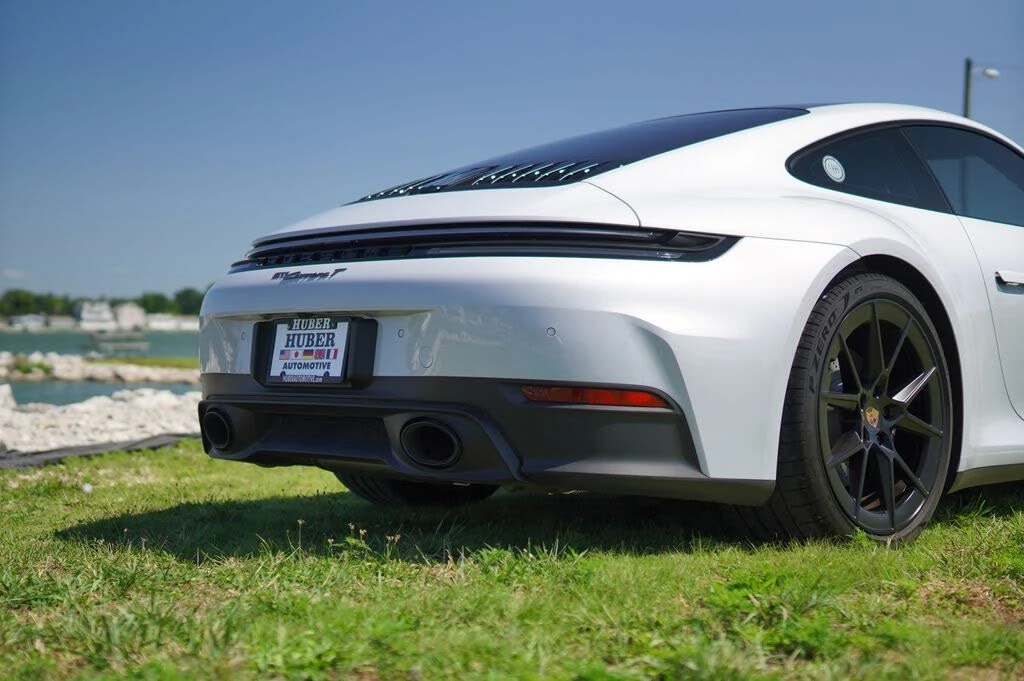 2025 Porsche 992 Carrera T - Image 5 of 6