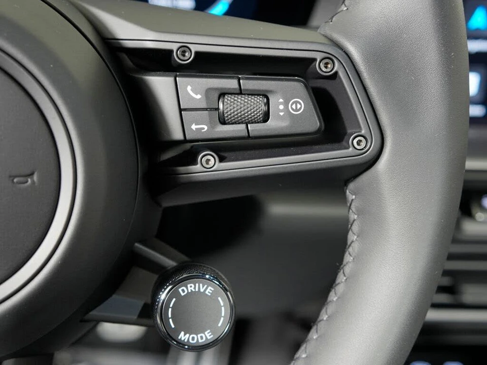 2025 Porsche 992 Carrera T - Image 31 of 31