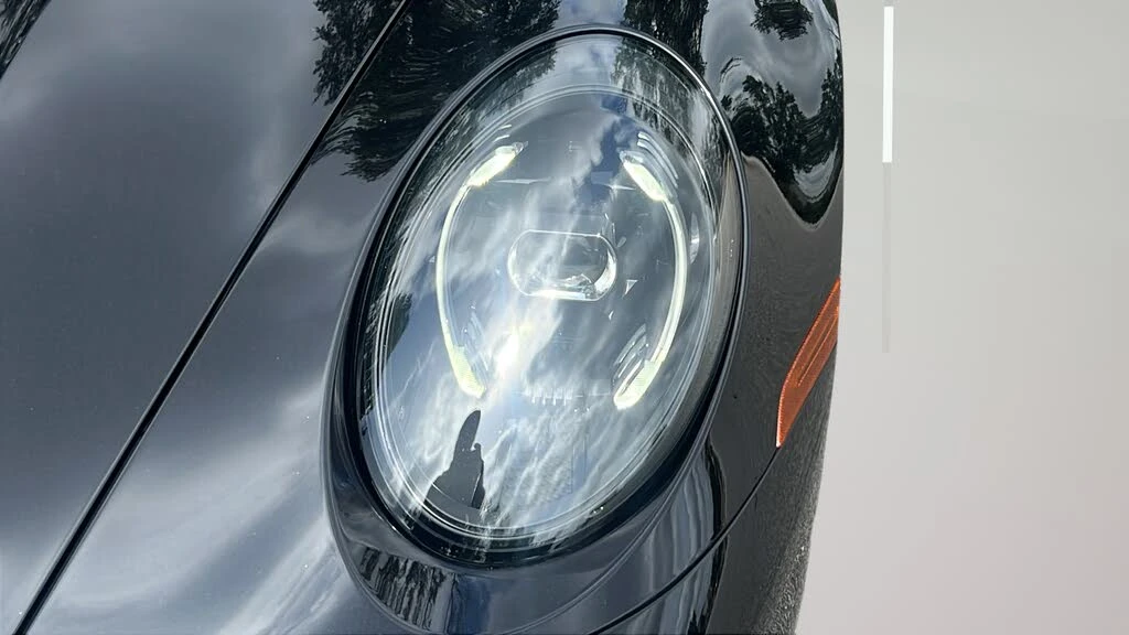 2025 Porsche 992 Carrera T - Image 12 of 31