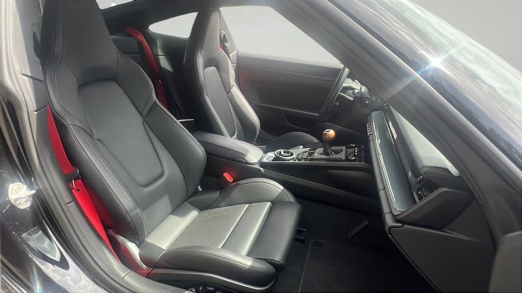 2025 Porsche 992 Carrera T - Image 21 of 31